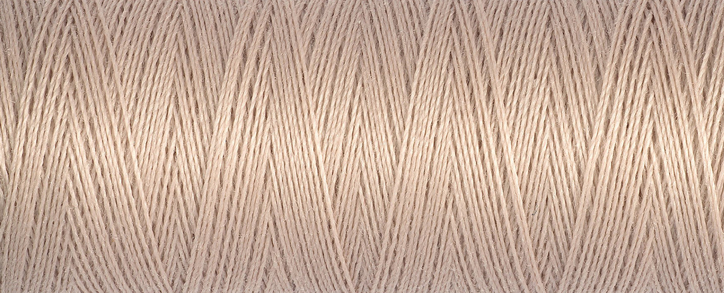 Shade 121 - Sew-All Thread: 100m - Gutermann