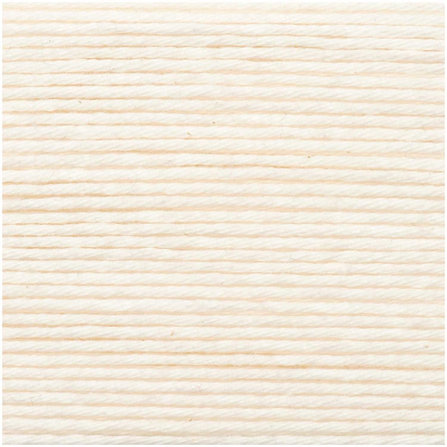 Cream (002) - Ricorumi DK 25g