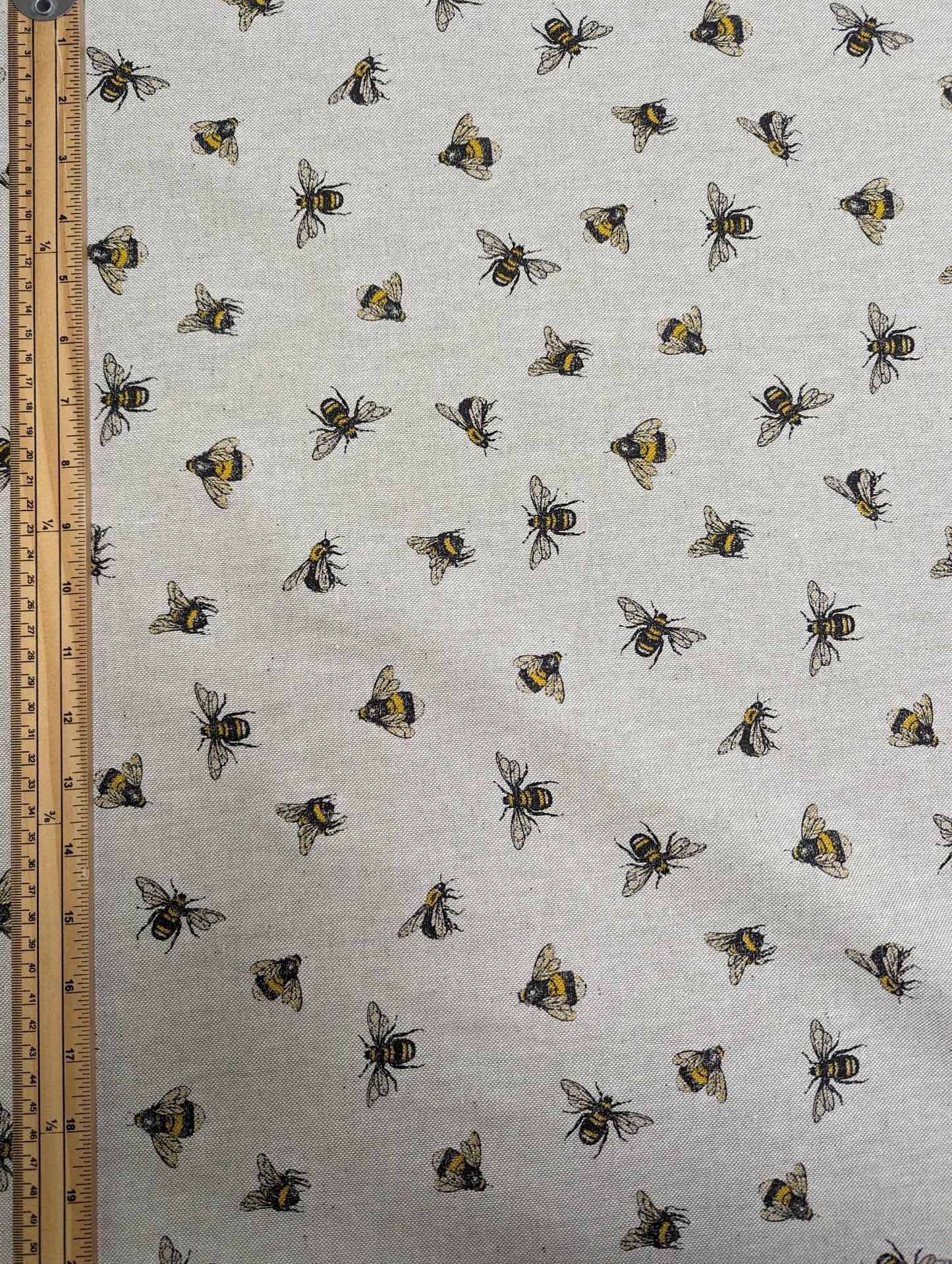 Linen Look Canvas - Bees - per half metre